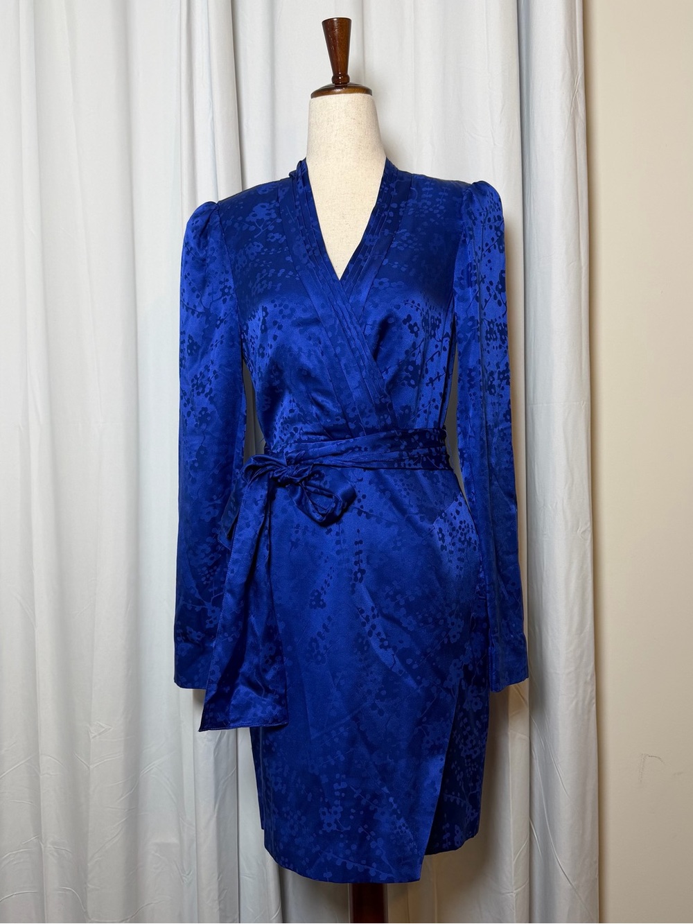 Saloni Bibbi Blossom Stamp Silk Satin Dress Blue Size 4 NWT